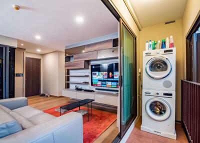 2 bed Condo in Condolette Dwell Sukhumvit 26 Khlongtan Sub District C013536