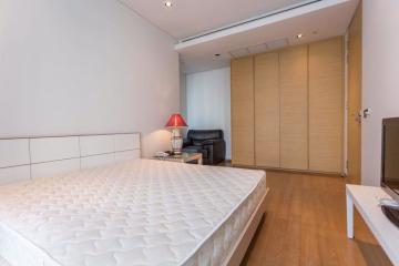 1 bed Condo in Saladaeng Residences Silom Sub District C013530