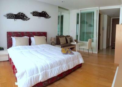 Studio bed Condo in 15 Sukhumvit Residences Khlong Toei Nuea Sub District C013510