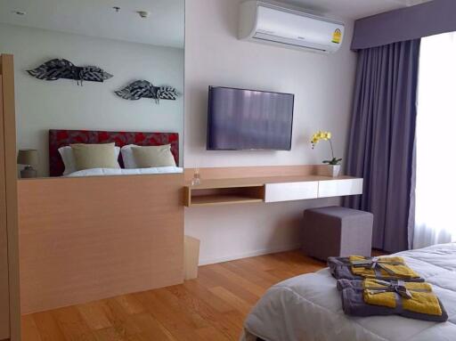 Studio bed Condo in 15 Sukhumvit Residences Khlong Toei Nuea Sub District C013510