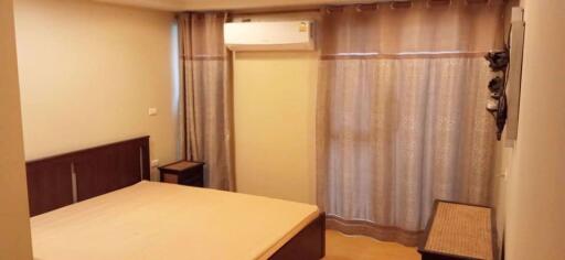 2 bed Condo in Resorta Yen - akat Chong Nonsi Sub District C013506