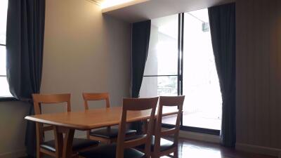 3 bed Condo in Lily House Khlong Toei Nuea Sub District C013502