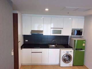 1 bed Condo in Noble Refine Khlongtan Sub District C013498