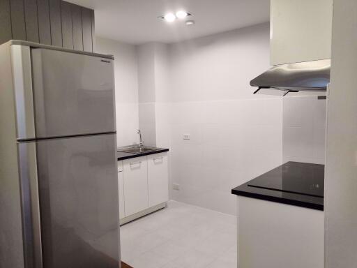 1 bed Condo in Lily House Khlong Toei Nuea Sub District C013492