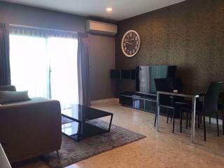 2 bed Condo in The Crest Sukhumvit 34 Khlongtan Sub District C013446