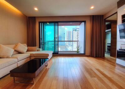 2 bed Condo in The Address Sathorn Silom Sub District C013433