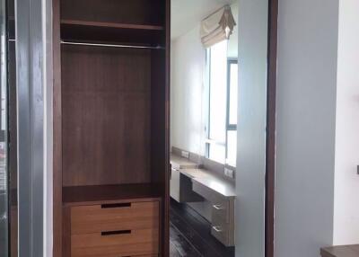 1 bed Condo in Ideo Q Phayathai Thungphayathai Sub District C013418