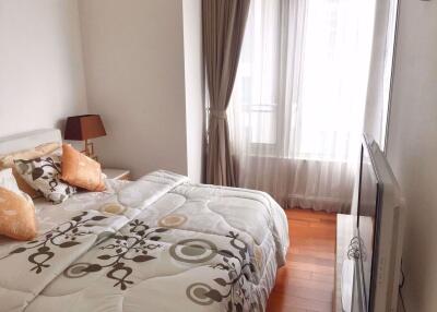 2 bed Condo in Q Langsuan Lumphini Sub District C013403