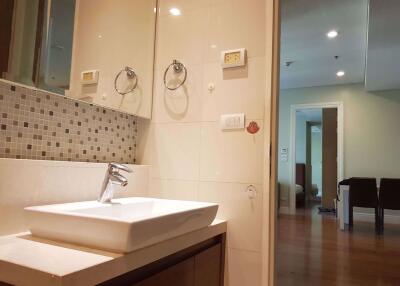 2 bed Condo in Bright Sukhumvit 24 Khlongtan Sub District C013382