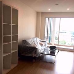 2 bed Condo in Happy Condo Ladprao 101 Khlongchaokhunsing Sub District C013381