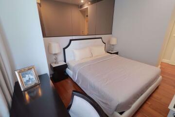 2 bed Condo in Q Langsuan Lumphini Sub District C013366