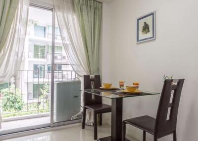 1 bed Condo in The Clover Khlong Tan Nuea Sub District C013340