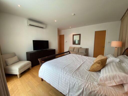 3 bed Condo in Fullerton Sukhumvit Khlongtoei Sub District C013329