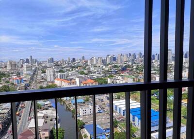 1 bed Condo in The Tree Sukhumvit 71-Ekamai Suanluang Sub District C013300