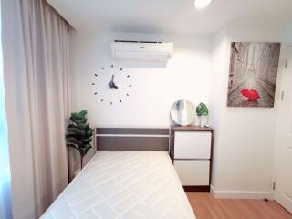 2 bed Condo in The Kris Ratchada Din Daeng Sub District C013262