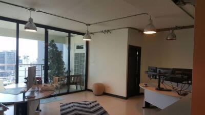 3 bed Condo in DS Tower 1 Sukhumvit 33 Khlong Tan Nuea Sub District C013261