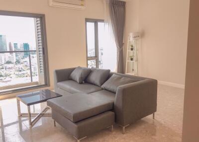 2 bed Penthouse in The Crest Sukhumvit 34 Khlongtan Sub District P013220