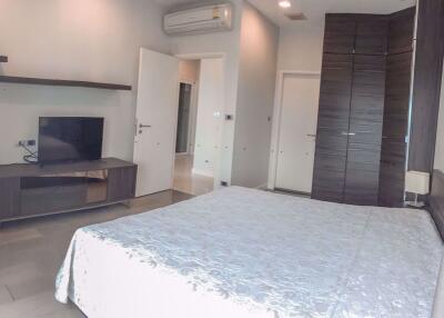 1 bed Condo in The Crest Sukhumvit 34 Khlongtan Sub District C013216