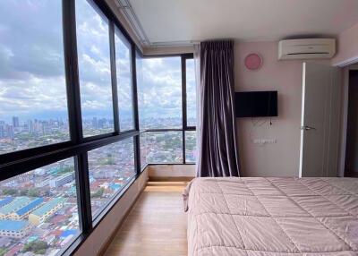 2 bed Condo in The Tree Interchange Bangsue Sub District C013214