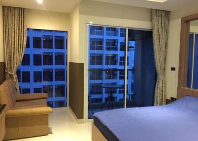 Studio Nam Talay Condo for Sale in NaJomtien