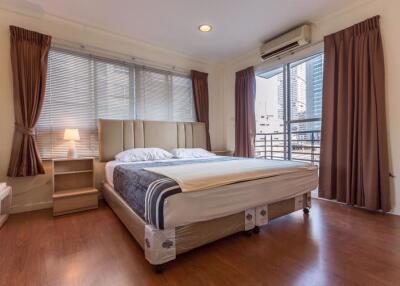 2 bed Condo in Lumpini Suite Sukhumvit 41 Khlong Tan Nuea Sub District C013194