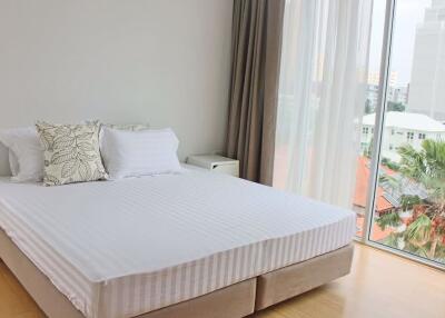 2 bed Condo in Living @ 24 Khlongtan Sub District C013193