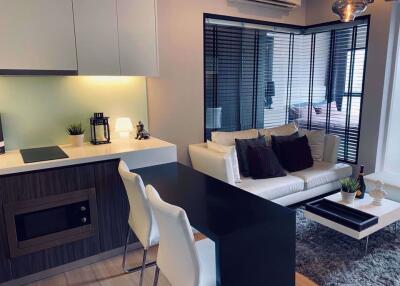 1 bed Condo in Urbano Absolute Sathon-Taksin Khlong Ton Sai Sub District C013184