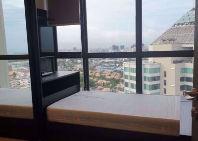 2 bed Condo in Rhythm Sukhumvit 44 Phra Khanong Sub District C013181