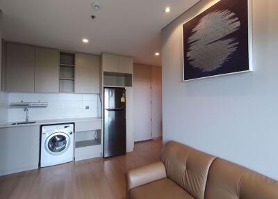 2 bed Condo in Lumpini Suite Phetchaburi-Makkasan Makkasan Sub District C013153