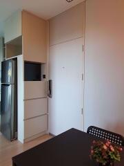 2 bed Condo in Lumpini Suite Phetchaburi-Makkasan Makkasan Sub District C013153