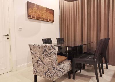 2 bed Condo in Q Langsuan Lumphini Sub District C013132