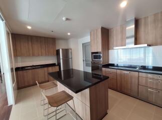 3 bed Condo in 31 Residence Khlong Tan Nuea Sub District C013129
