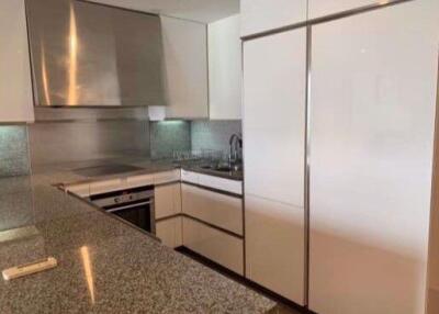 2 bed Condo in The Met Thungmahamek Sub District C013123