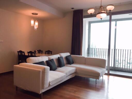 2 bed Condo in Ashton Morph 38 Phra Khanong Sub District C013114