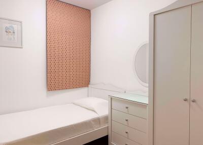 2 ห้องนอน, 2 ห้องน้ำ คอนโด ราคา ฿ 27,000/เดือน