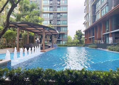 2 bed Condo in Metro Luxe Rose Gold Phahol-Sutthisan Samsennai Sub District C013094