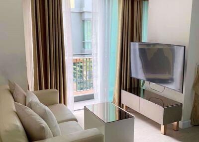 2 bed Condo in Metro Luxe Rose Gold Phahol-Sutthisan Samsennai Sub District C013094