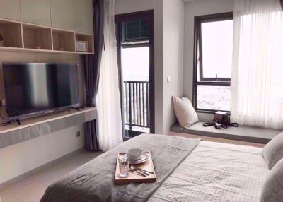 Studio bed Condo in Life Ladprao Chomphon Sub District C013090