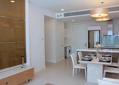 2 bed Condo in Q Langsuan Lumphini Sub District C013078