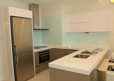 2 bed Condo in Q Langsuan Lumphini Sub District C013078