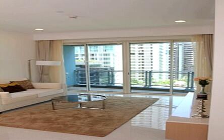 2 bed Condo in Q Langsuan Lumphini Sub District C013078