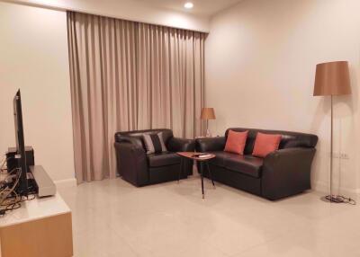 2 bed Condo in Q Langsuan Lumphini Sub District C013073