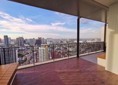 1 bed Condo in The Issara Ladprao Chomphon Sub District C013049