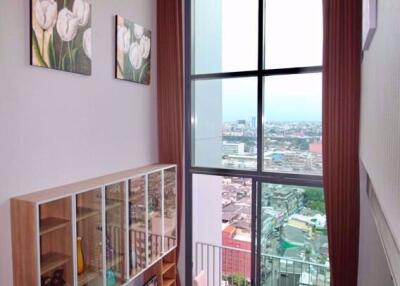 2 bed Duplex in Pyne by Sansiri Thanonphetchaburi Sub District D013021