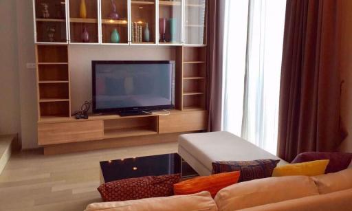 2 bed Duplex in Pyne by Sansiri Thanonphetchaburi Sub District D013021