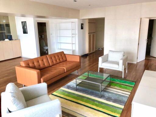 3 bed Condo in Royal Castle Khlong Tan Nuea Sub District C013013