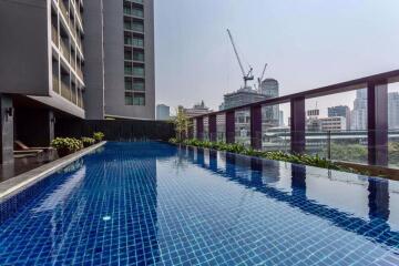 1 bed Condo in Noble Remix Khlongtan Sub District C013004