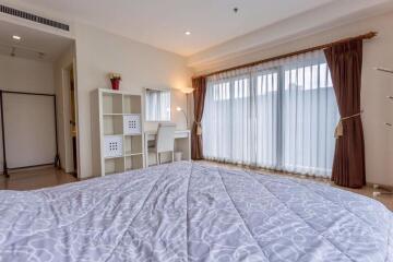 1 bed Condo in Noble Remix Khlongtan Sub District C013004