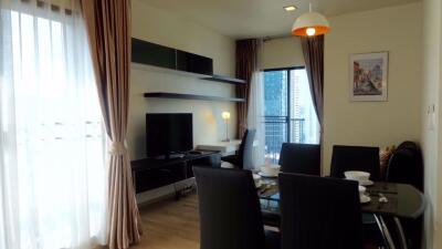 2 bed Condo in Noble Refine Khlongtan Sub District C013003