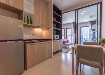 1 bed Condo in Noble Ploenchit Lumphini Sub District C013002